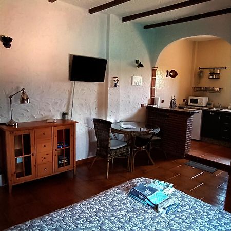 Cortijo Petra Bed and Breakfast Villanueva del Rosario Eksteriør billede