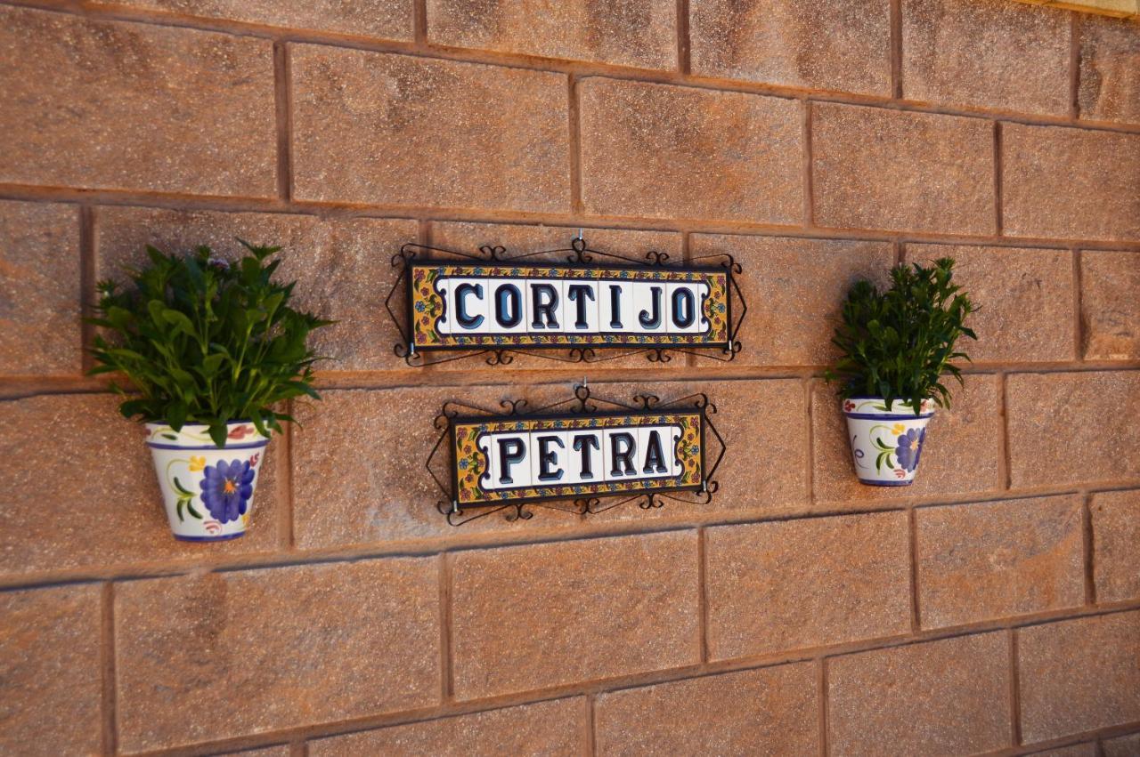 Cortijo Petra Bed and Breakfast Villanueva del Rosario Eksteriør billede