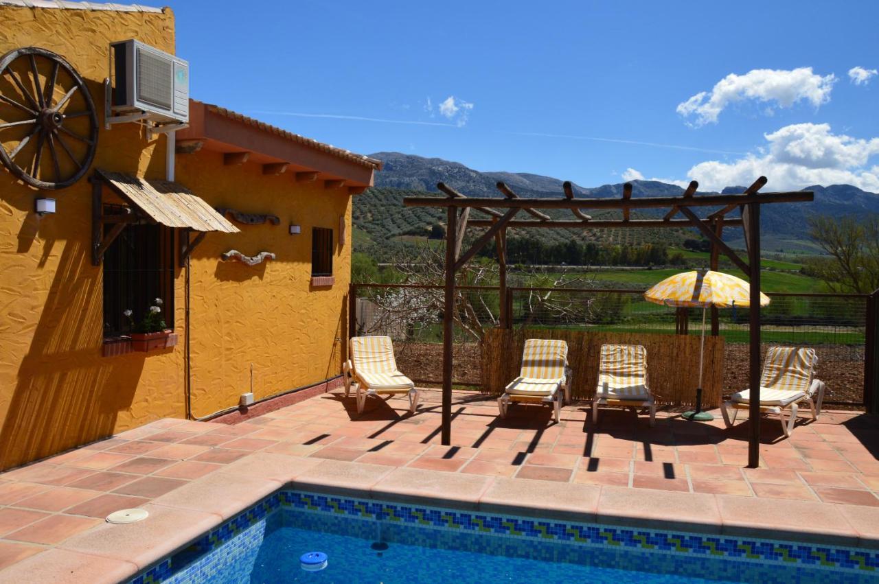 Cortijo Petra Bed and Breakfast Villanueva del Rosario Eksteriør billede